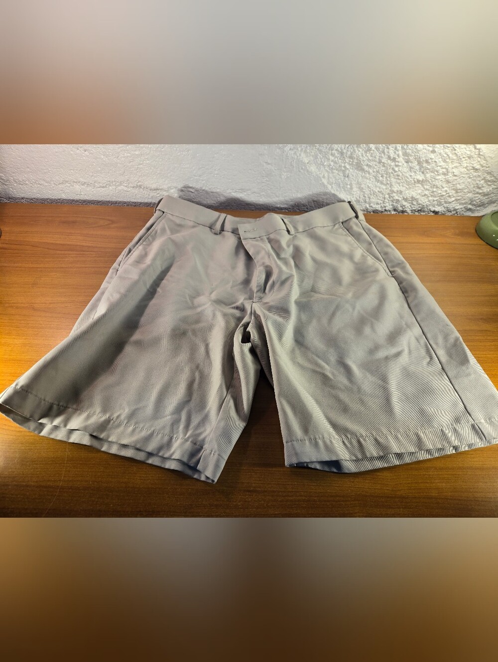 GRAND SLAM PERFORMANCE Men’s  Size 38 Flat Front, Beige Golf Shorts 38 x 10